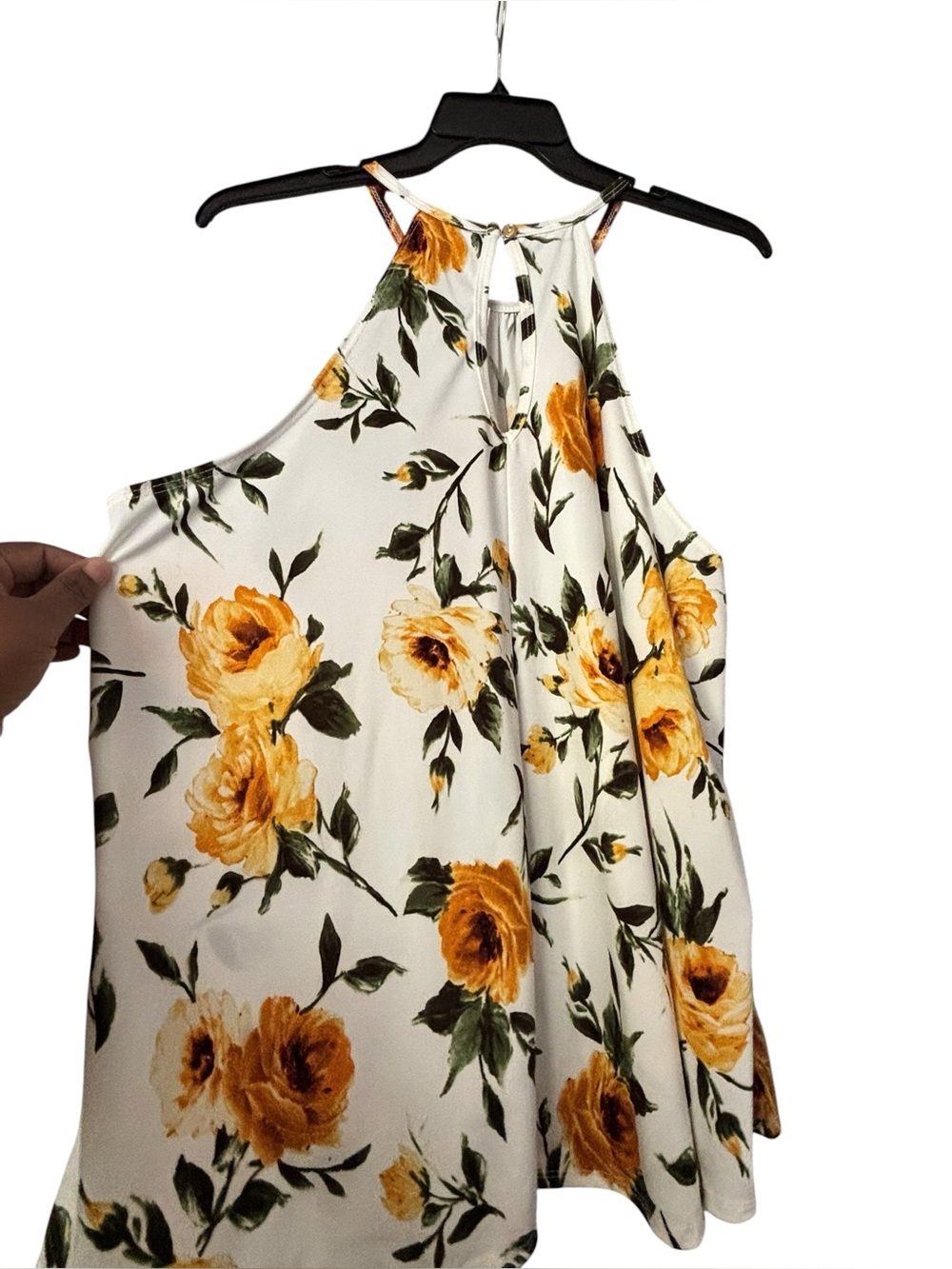 Sleeveless Tank Top with Floral Design NWT - Picture 2 of 6